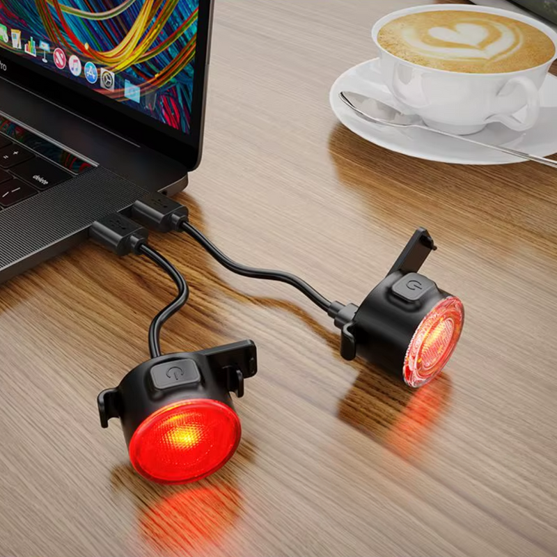 Farol Ultraled Cyclami + Brinde Sinalizador